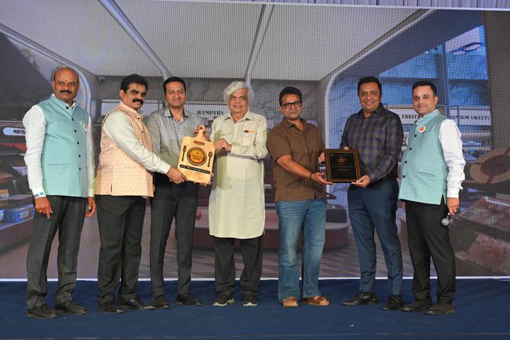 Best Sweets & Savouries award presented to Anand Sweets, BHA Food Awards 2025